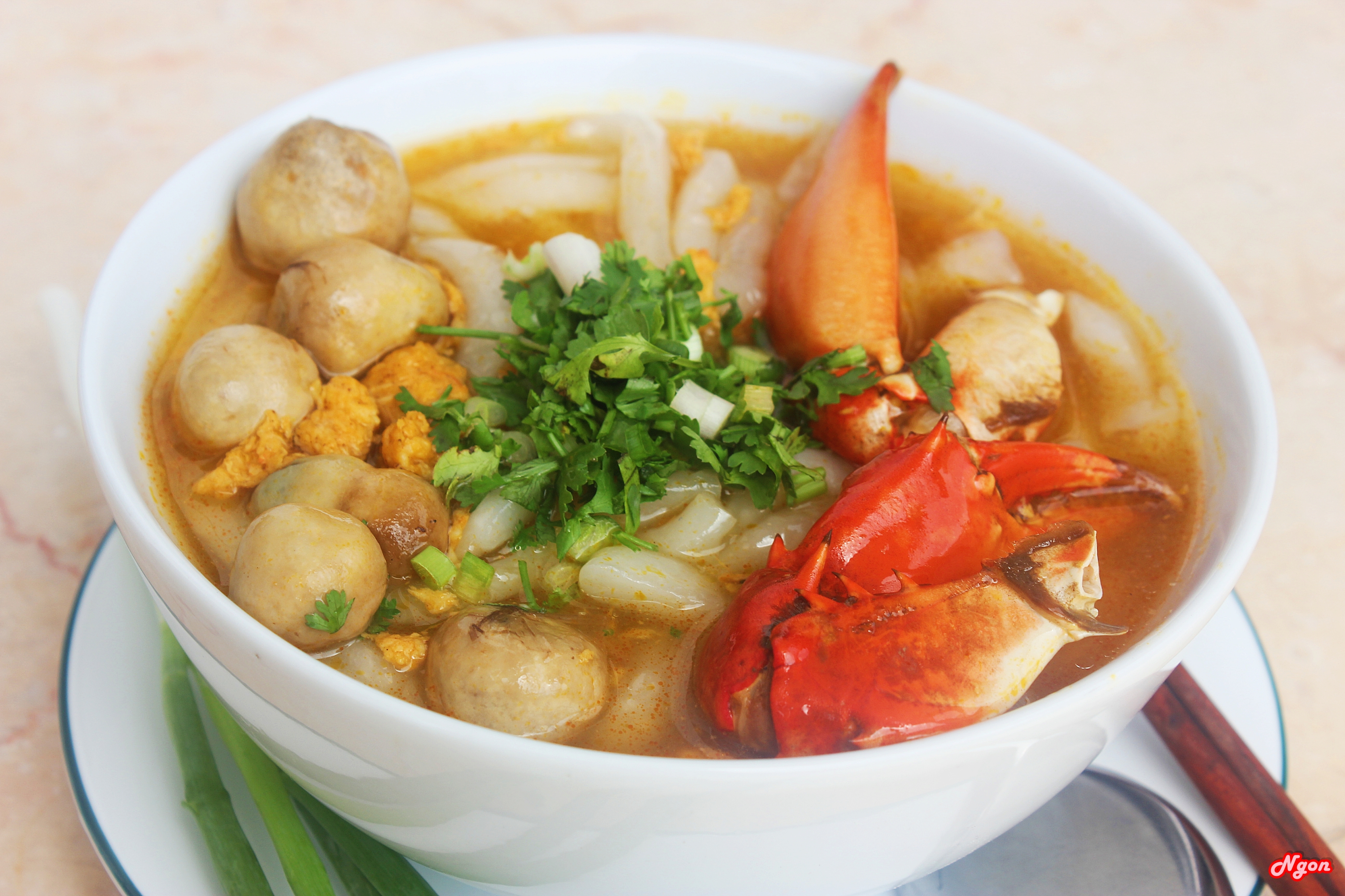 Món bánh canh cua được ưa chuộng nhất tại Sài Gòn 