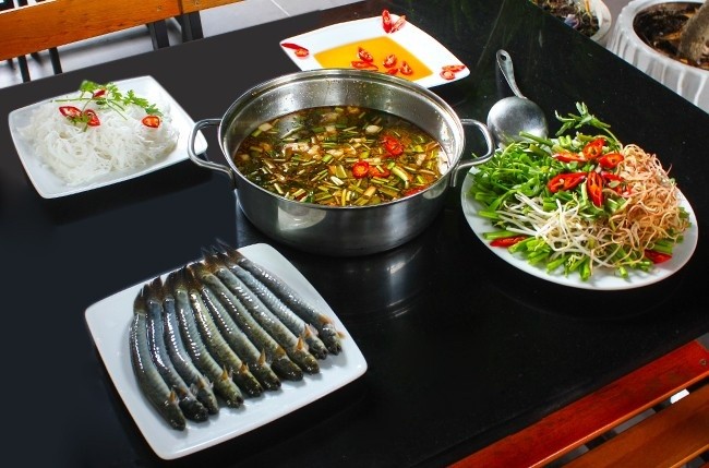 Ăn lẩu cá kèo là đúng bài đúng hương vị ở Sài Gòn, vừa ngon vừa rẻ