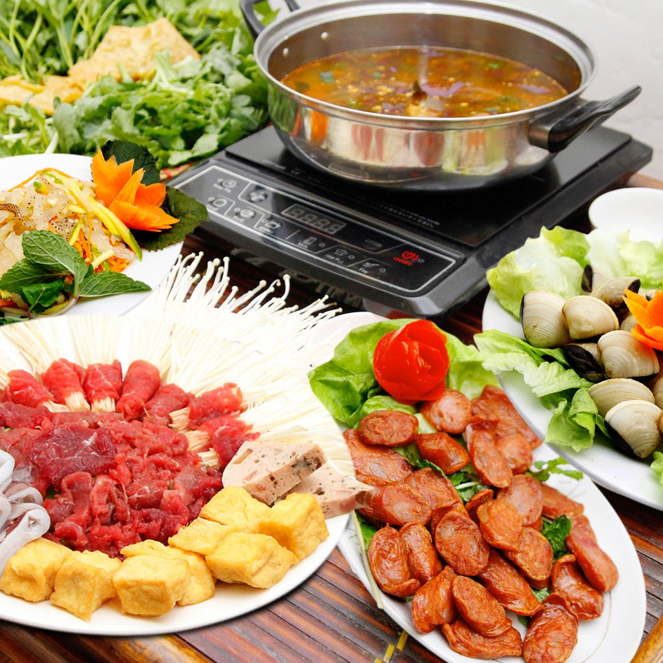 Lẩu là món ăn quen thuộc của người Việt
